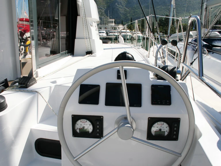 Location Catamaran à Komolac - Bali Bali Catsmart