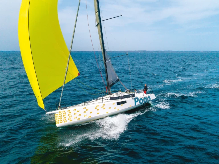 Pogo Structures Pogo 44 a louer à La Trinité-sur-Mer