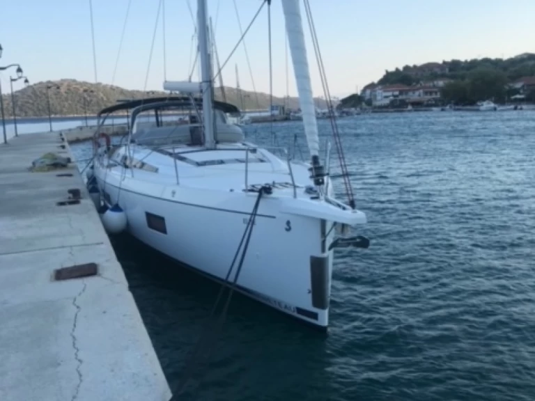 Location bateau Bénéteau Oceanis 51.1 à Lefkáda sur Samboat