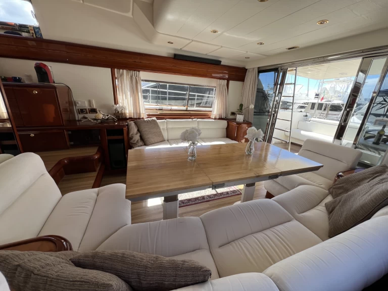 Yacht à louer à Porto Turistico Palau au meilleur prix