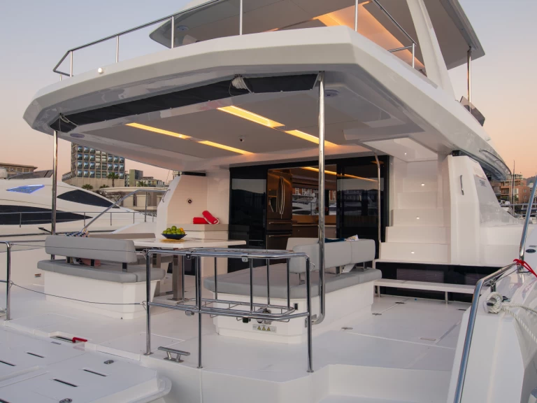 Location Bateau à moteur Leopard avec permis