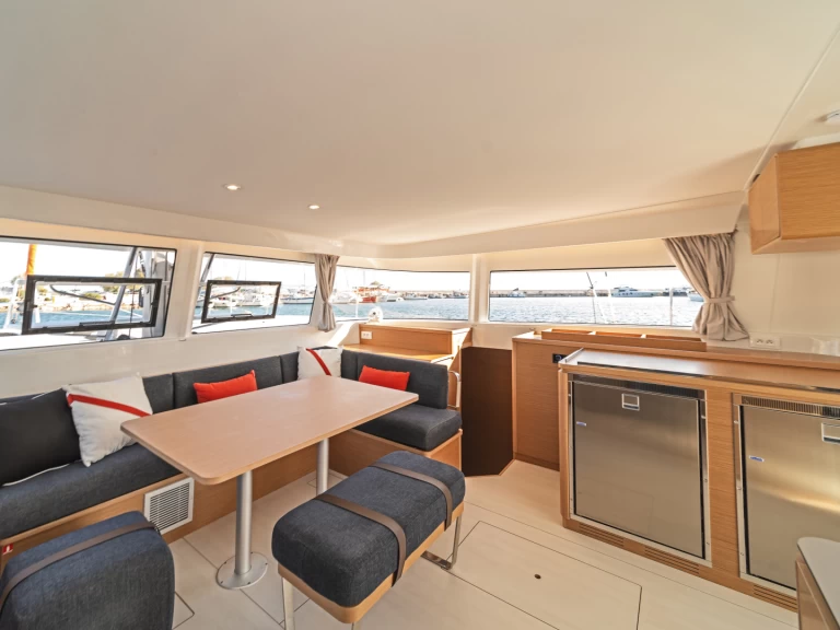 Louez un Excess Excess 14 à Skradin