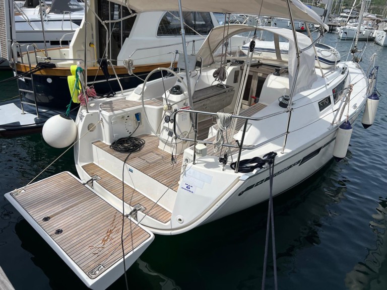Location bateau Bavaria Cruiser 33 à Punat sur Samboat