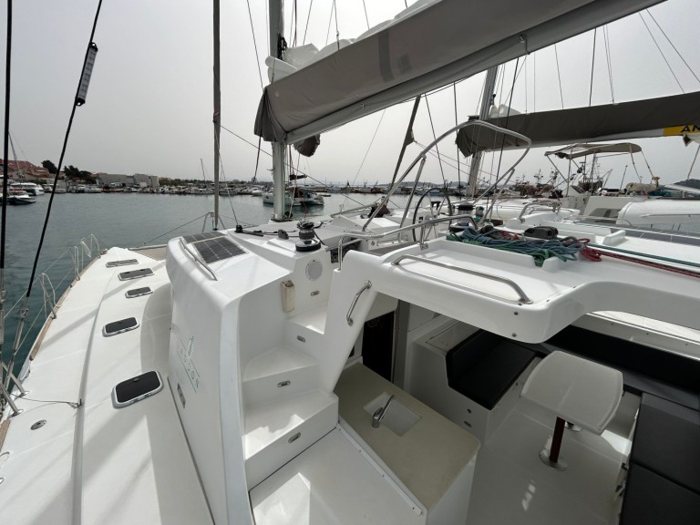 Location Catamaran Lagoon avec permis