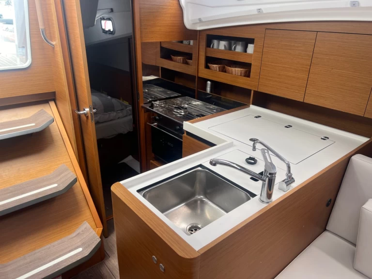 Location bateau Punat pas cher Sun Odyssey 380