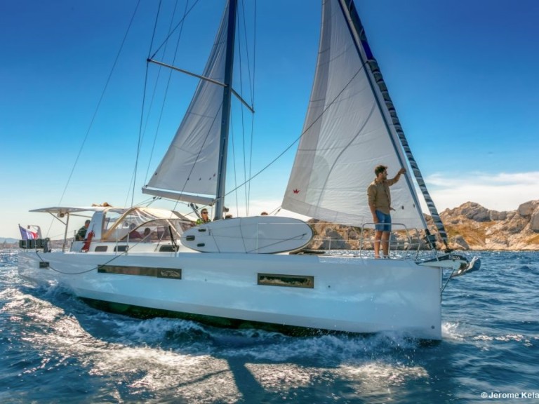Location à Komolac - Jeanneau Sun Loft 47 sur SamBoat