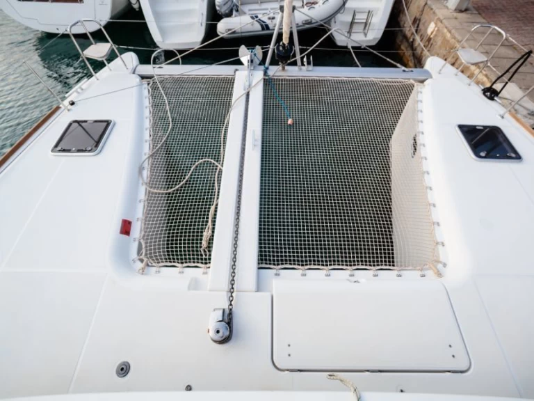 Location bateau Lagoon Lagoon 400 S2 à Punta Ala sur Samboat