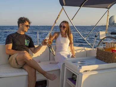 Båtuthyrning NAVAL ROO 400 RONAUTICA i Barcelone på Samboat 