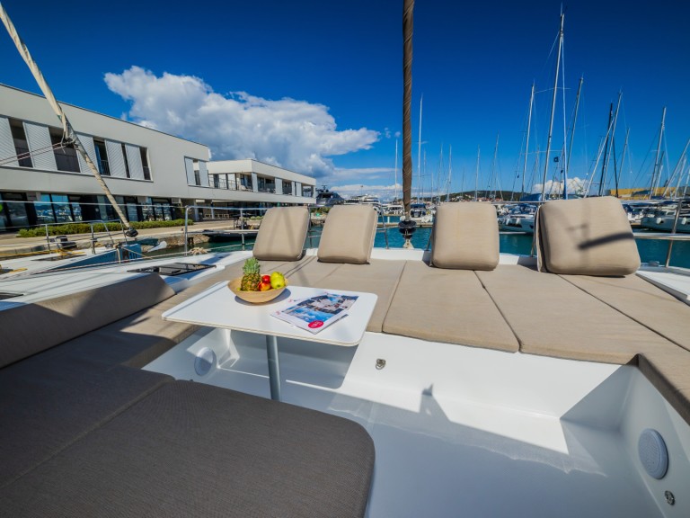 Louez un Bali Catamarans Bali 4.4 à Seget Donji
