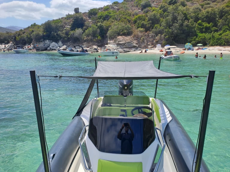 Lomac Lomac 700  a louer à Saint-Florent