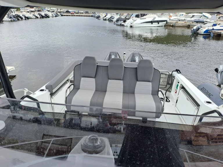 Louez un Jeanneau 9.0 à Saint-Florent