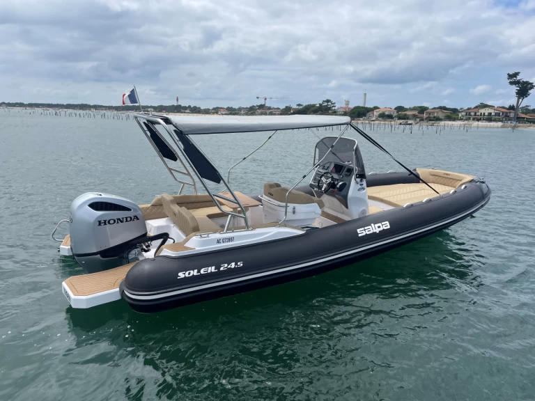 Location bateau Salpa Salpa Soleil 24.5 à Bélisaire sur Samboat