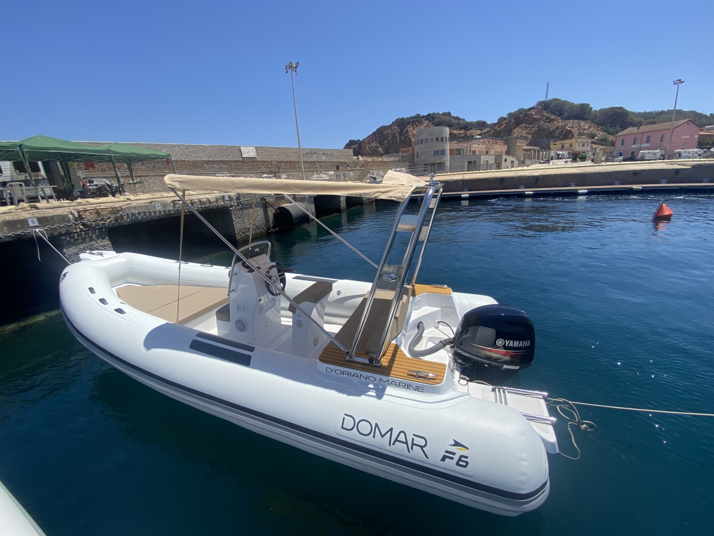 Location Semi-rigide Domar F6 (Domar F6 - 40hp) - Arbatax | SamBoat