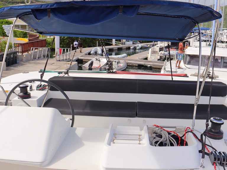 Location Catamaran Lagoon avec permis