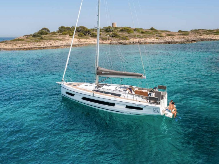 Dufour Dufour 41 Performance a louer à Biograd na Moru