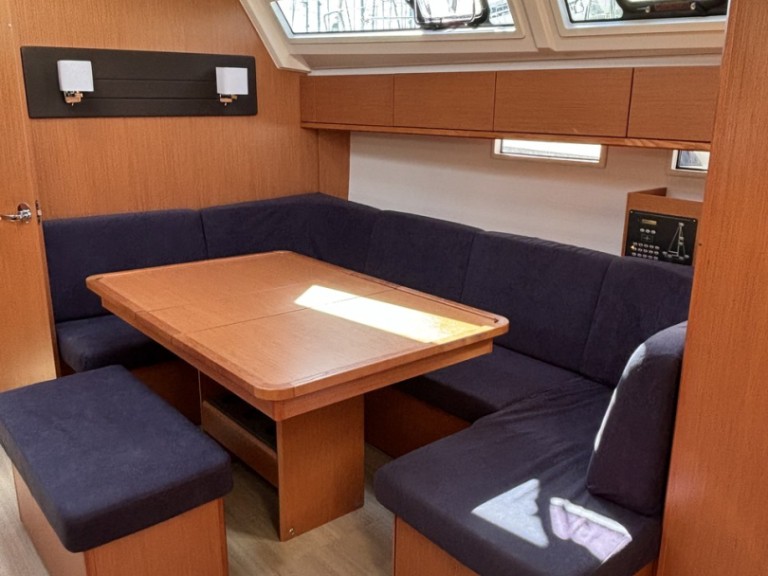 Voilier à louer à Pula au meilleur prix