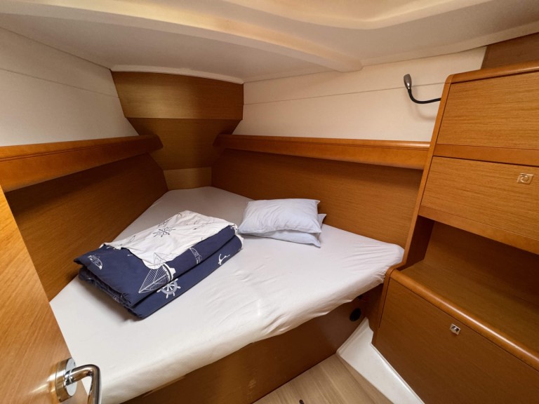 Jeanneau Sun Odyssey 389 a louer à Rogoznica