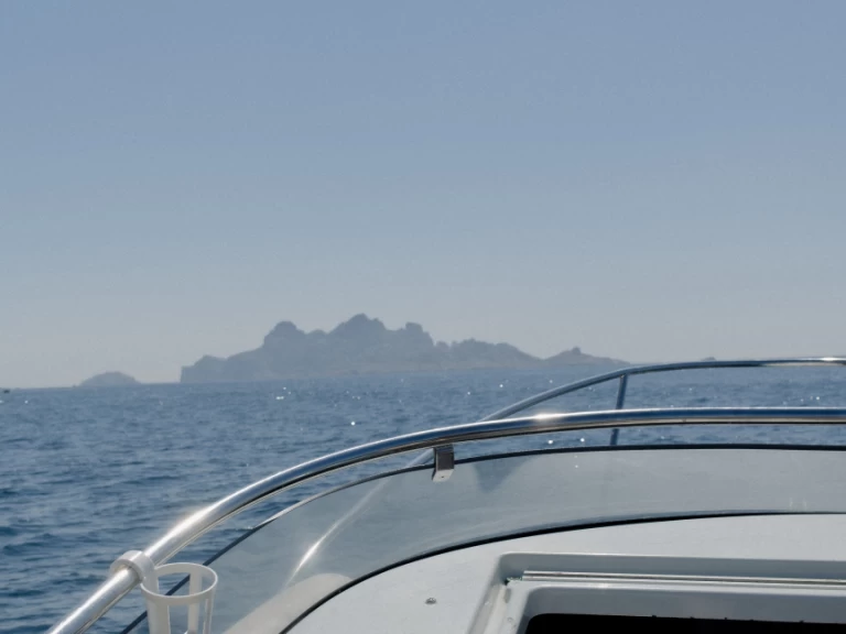 Louez un Bénéteau Flyer 5 Grand Prix à Marseille