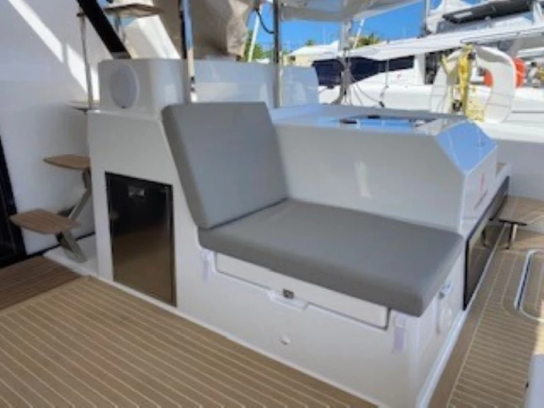 Location bateau Fountaine Pajot Tanna 47 à Frenchtown sur Samboat