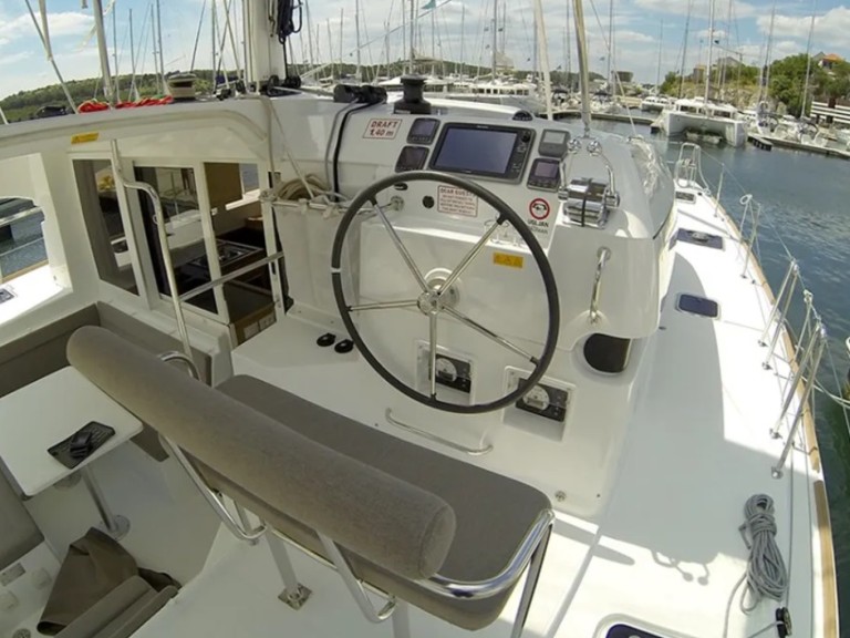Location bateau Lefkáda pas cher Lagoon 39