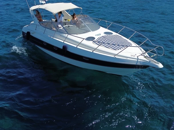 Bateau à moteur à louer à Cannes au meilleur prix
