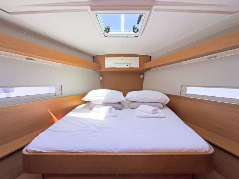 Location bateau Skradin pas cher Dufour 430