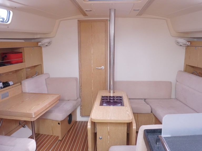 Louez un Hanse Hanse 385 à Mai Khao