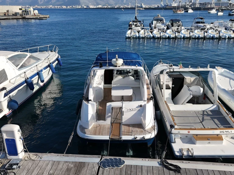 Location Bateau à moteur à Palerme - Prinz 33 Open
