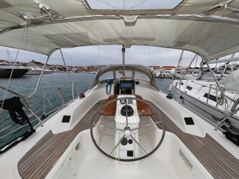 Location à Sibenik - Bavaria Cruiser 33 sur SamBoat