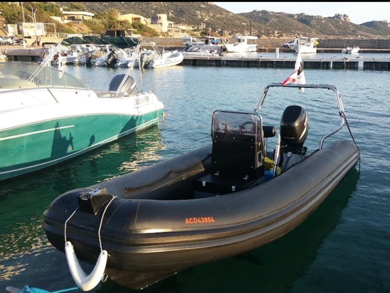 Location Semi-rigide Joker Boat avec permis