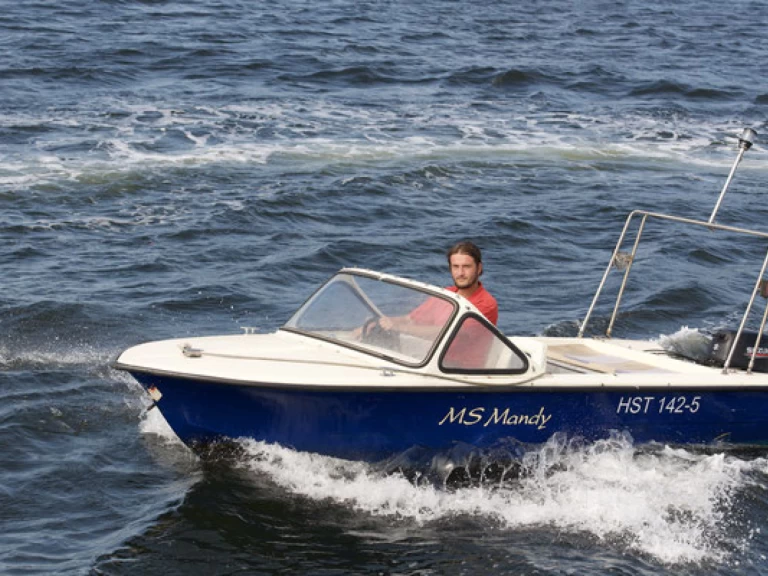 Trainer 1 a louer à Rostock