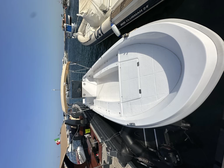 Louez un Conero Breeze 820 à Marzamemi