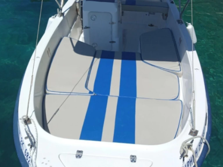 Location Bateau à moteur à Palaiokastrítsa - Poseidon 550