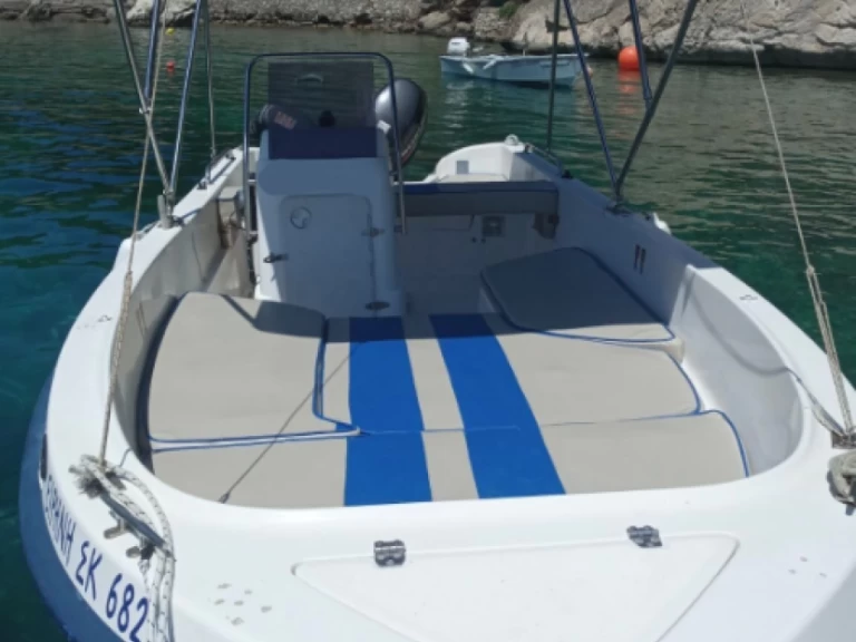 Location bateau Poseidon 550 à Palaiokastrítsa sur Samboat