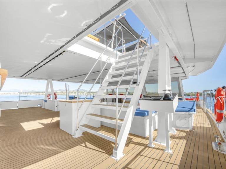 Louez un Catamarans Maxi à Vieux-Port de Marseille