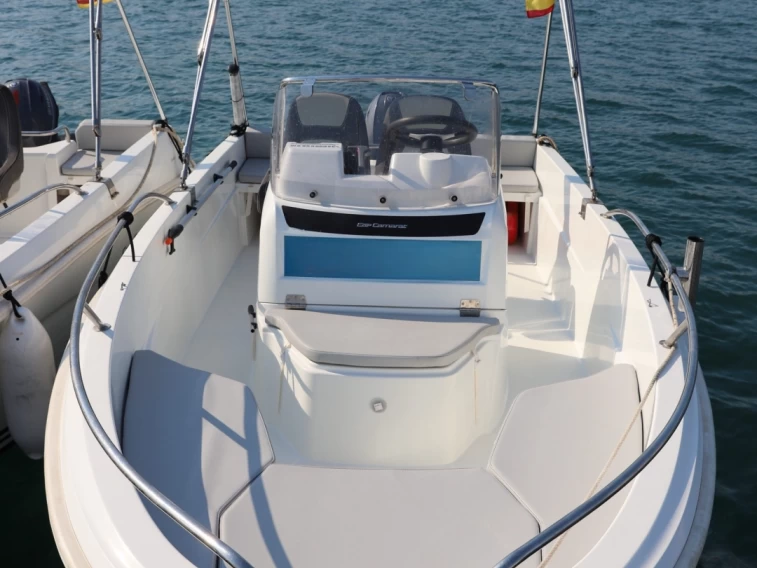 Bateau à moteur à louer à l'Escala au meilleur prix