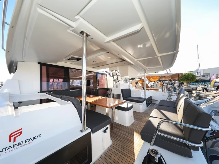 Louer Catamaran avec ou sans skipper Fountaine Pajot à Trogir