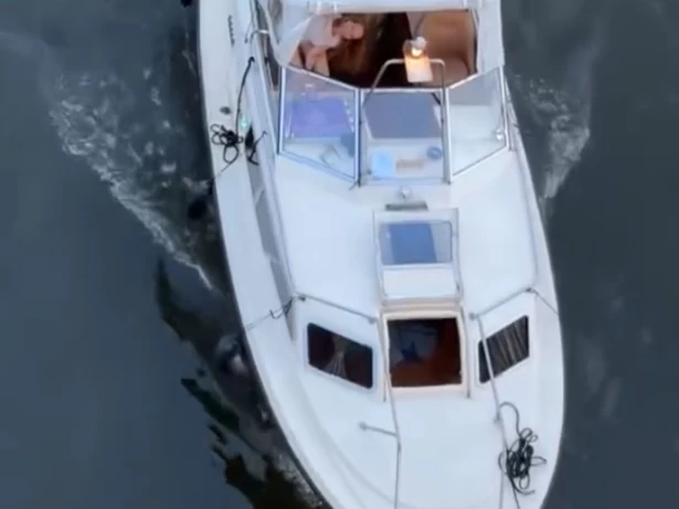 Louer Bateau à moteur avec ou sans skipper Joda à Prague