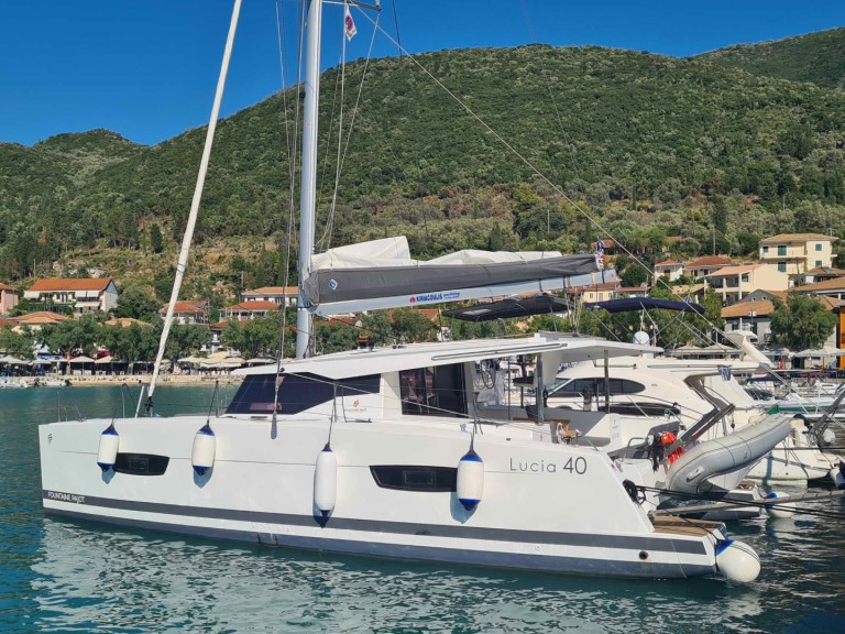 Location Catamaran Fountaine Pajot avec permis