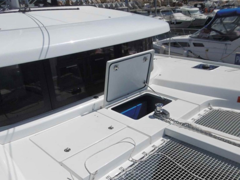 Lagoon Lagoon 42 a louer à Bormes-les-Mimosas