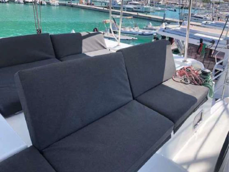 Louer Catamaran avec ou sans skipper Lagoon à Capo d'Orlando