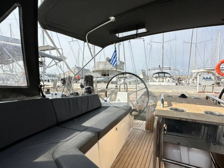 Location bateau Álimos pas cher Oceanis 40.1