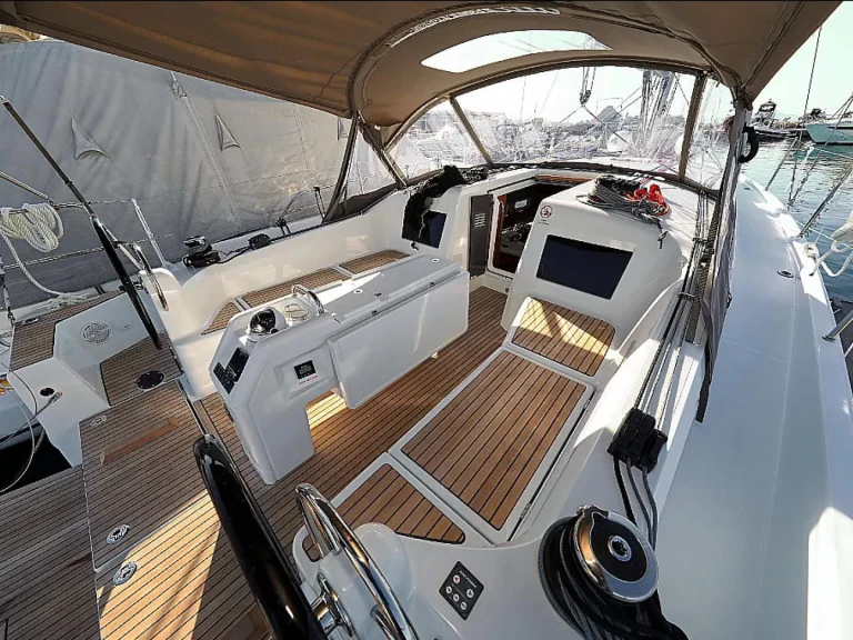 Location Voilier Jeanneau avec permis