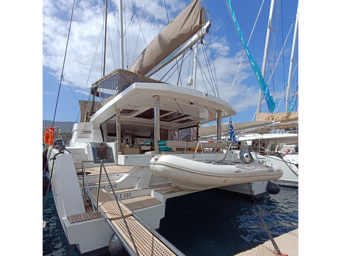 Discover Eco Solar Yacht Charters in Lávrio, Greece Discover Eco Solar Yacht Charters in Lávrio, Greece