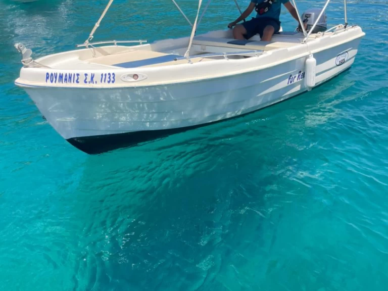 Location bateau En plo 4.70M à Palaiokastrítsa sur Samboat