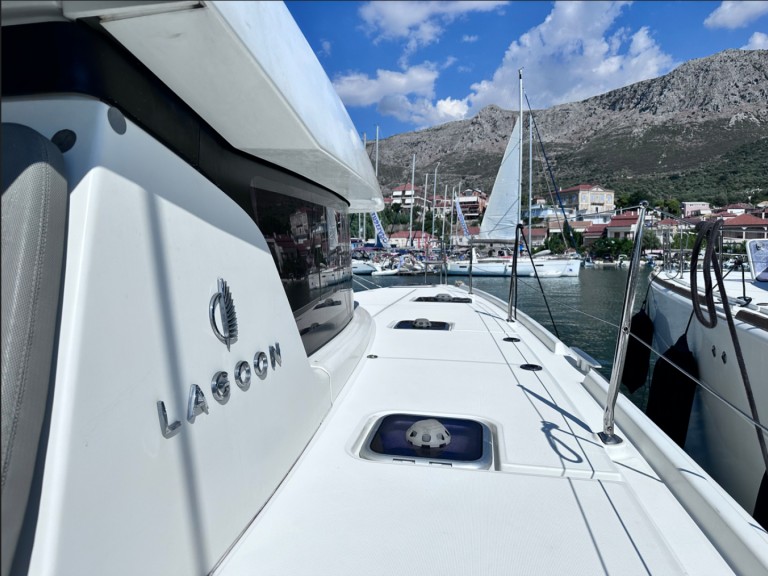 Location bateau Páleros pas cher Lagoon 42