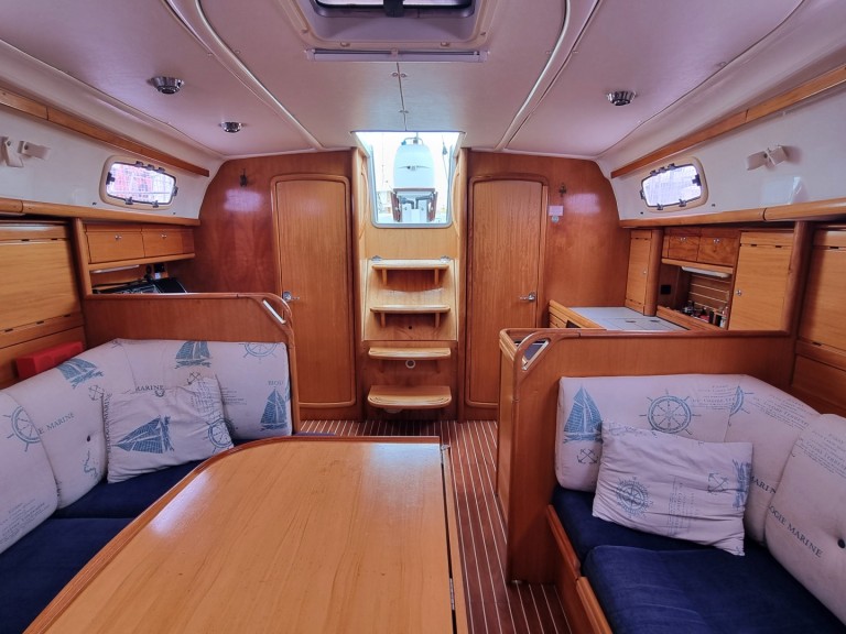 Location bateau Bavaria Cruiser 37 à Betina sur Samboat