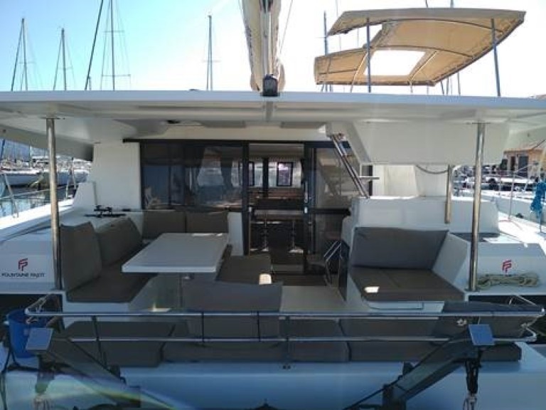 Louer Catamaran avec ou sans skipper Fountaine Pajot à Ajaccio