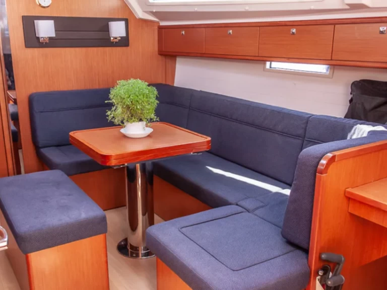 Location bateau Bavaria Cruiser 41 à Lefkáda sur Samboat