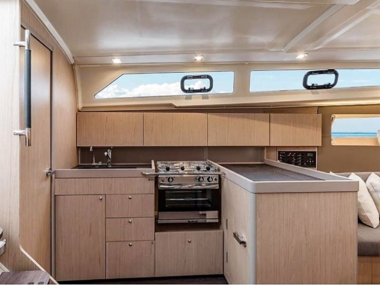 Location Voilier Bénéteau avec permis